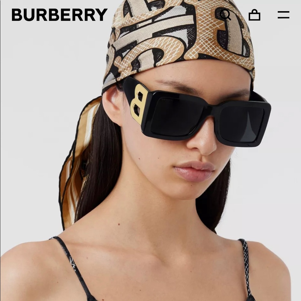 BURBERRY SHADES